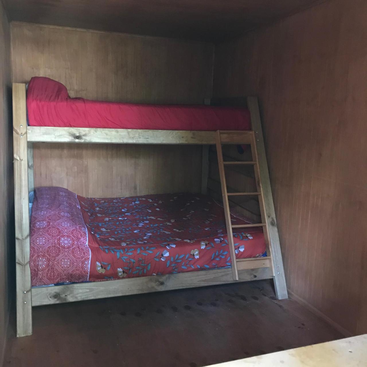 بويرتو مونت Rustik Hostel المظهر الخارجي الصورة