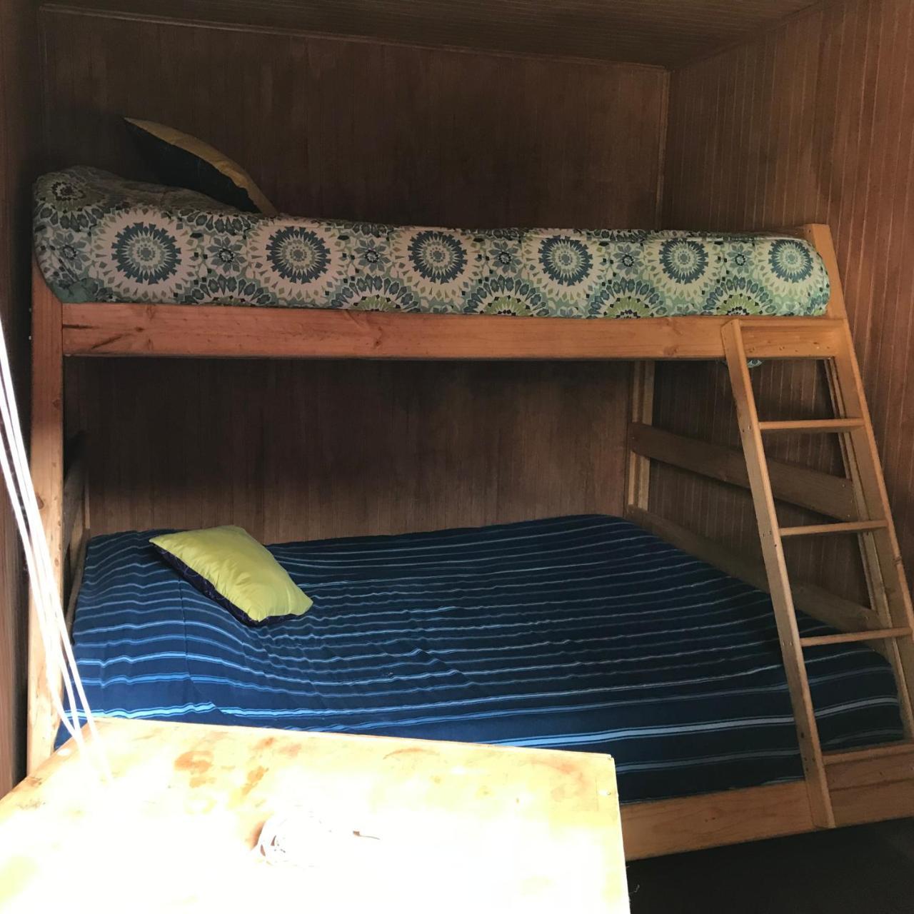 بويرتو مونت Rustik Hostel المظهر الخارجي الصورة