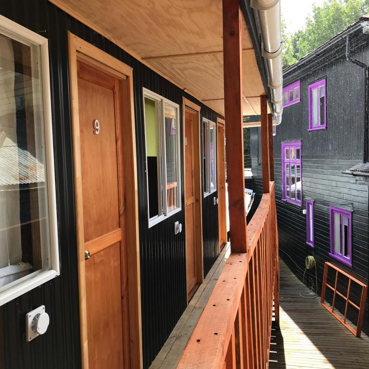 بويرتو مونت Rustik Hostel المظهر الخارجي الصورة