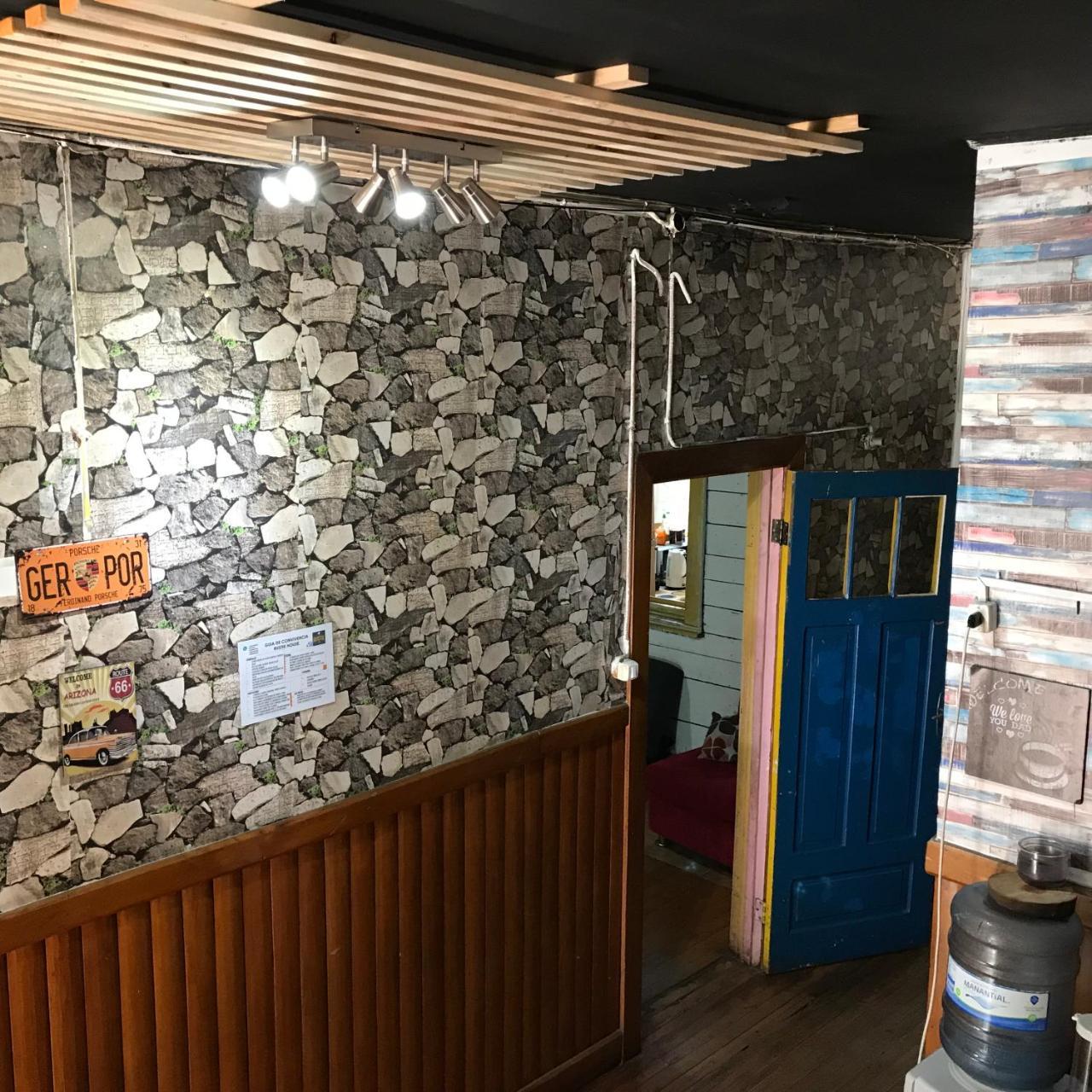 بويرتو مونت Rustik Hostel المظهر الخارجي الصورة
